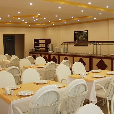 Hotell Infinity 3*